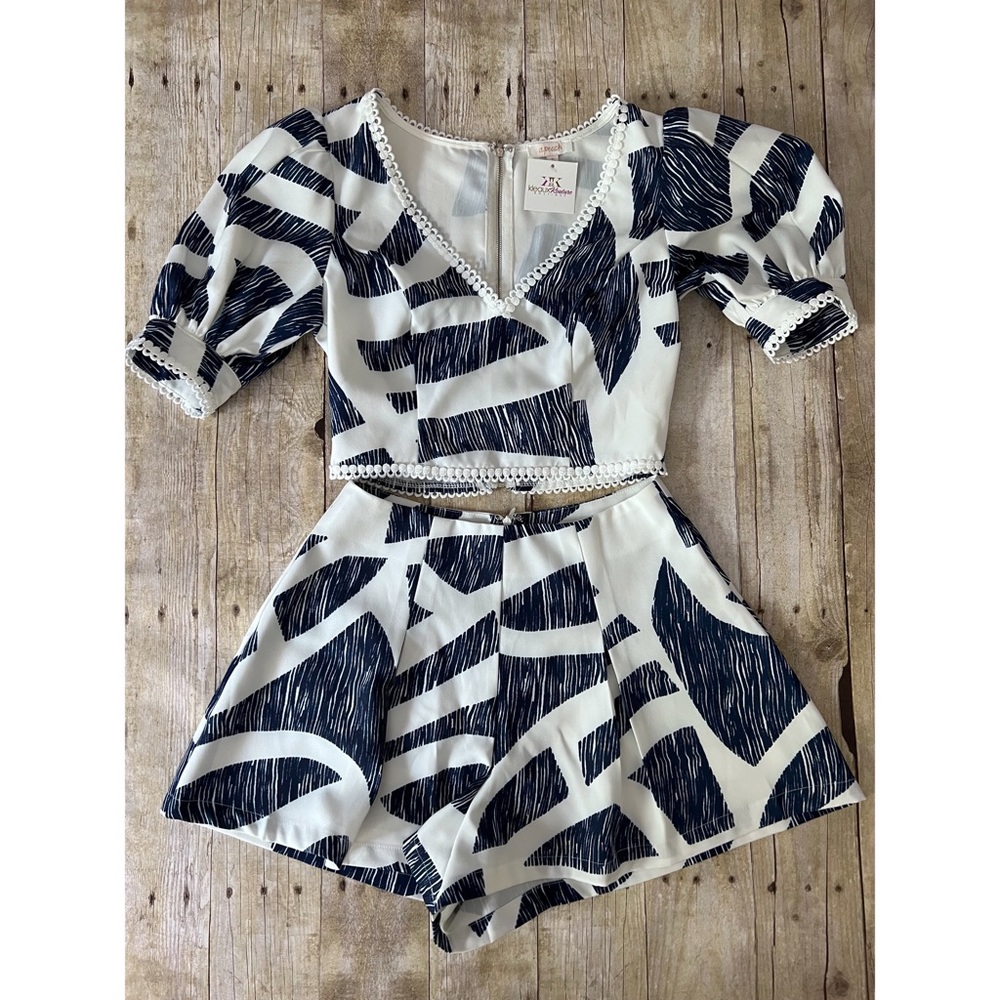 Kleaux Kouture Boutique 2 Piece Set